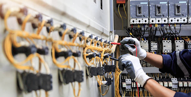 Professional Electrician technician working in Gloster, MS